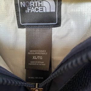The North Face Men’s Rain Jacket